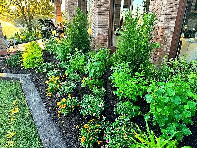 Entry Pillar Plantings — Seasonal Color Enhancements