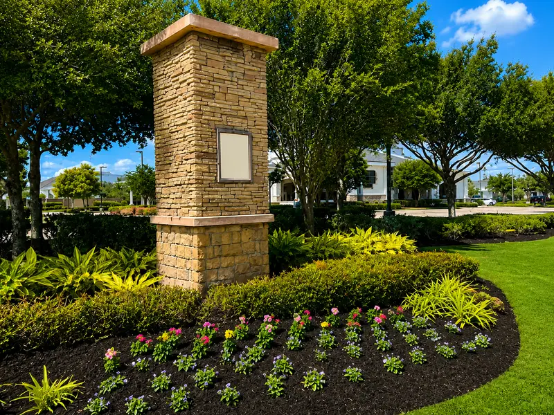HOA & Commercial Maintenance